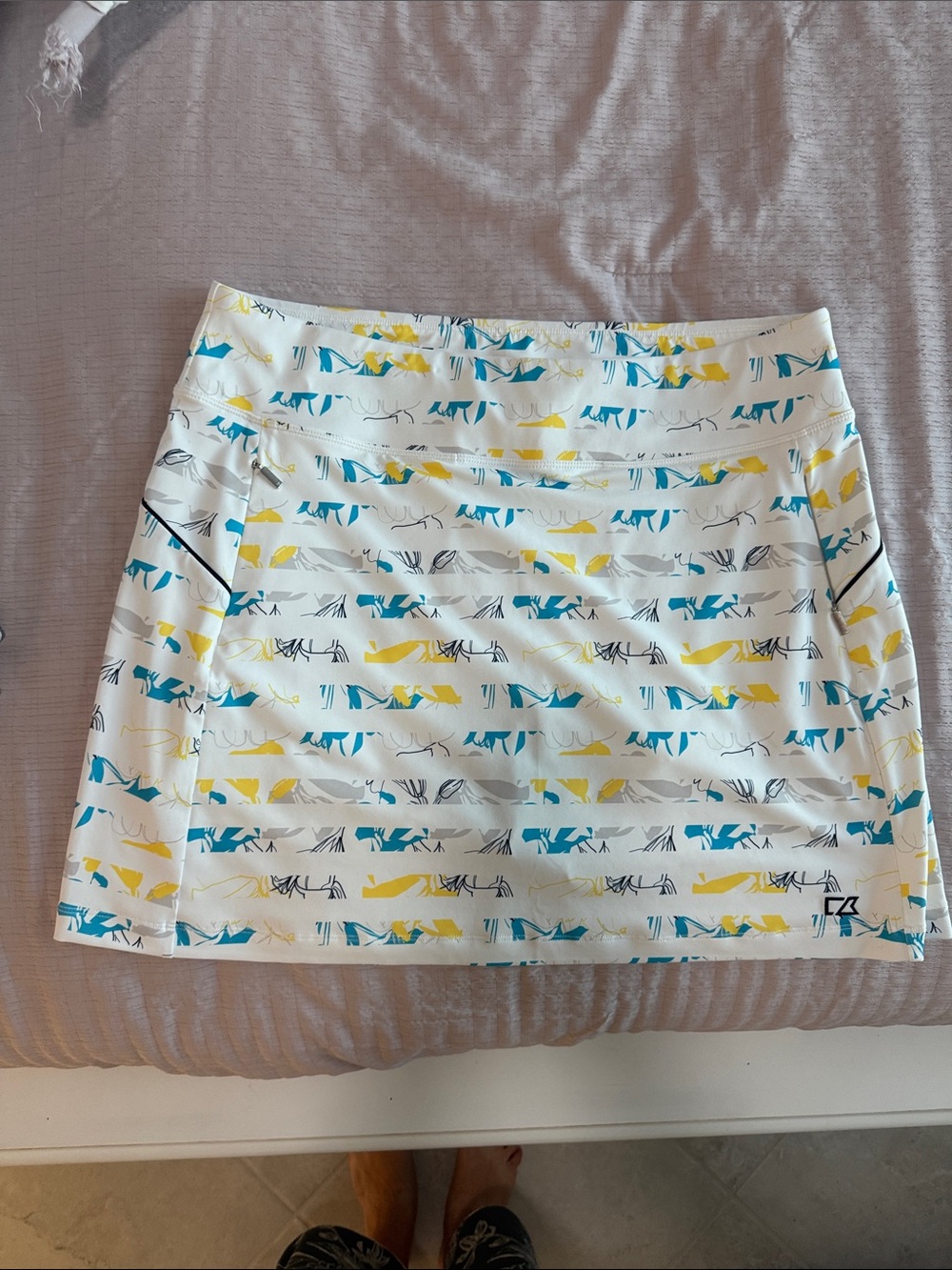 Cutter & Buck Athletic White Printed Golf Skort with Teal and Yellow Accents